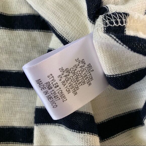 Alya Francesca’s tie back knit top - Picture 6 of 6